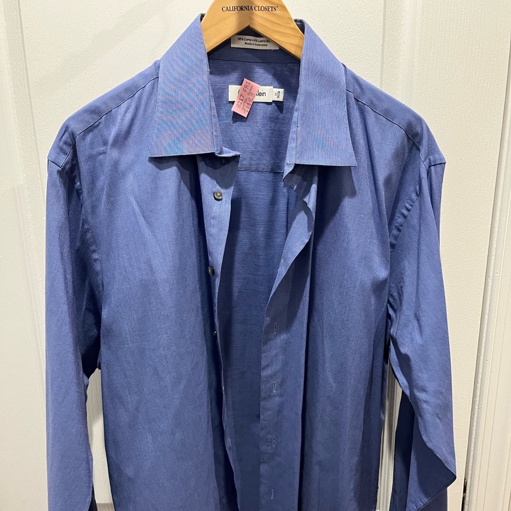 Men’s Calvin Klein Blue Button Down Dress Shirt